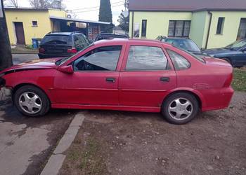 Opel Vectra 1,6 74 kW 2000 r. dawca części