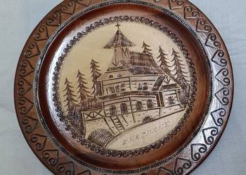 Ozdobny, rzeźbiony drewniany talerz dekoracyjny, souvenir ZAKOPANE
