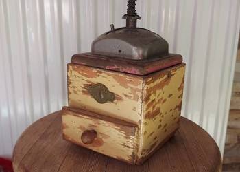 Stary zabytkowy młynnek do kawy – Fabryka Cieszyn – Antyk / Vintage