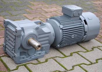 Motoreduktor kątowy 4kw. 81obr./min. SEW. K67DV112M4TF/VS/IG5T