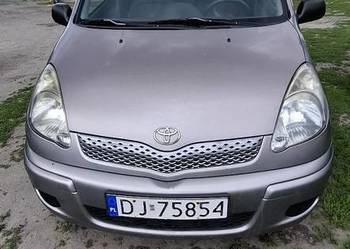 Sprzedam toyota yaris