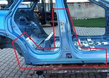 Ford Explorer VII R2KB ĆWIARTKA SŁUPEK ŚRODKOWY PRAWY