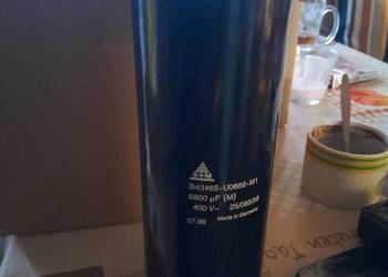 Sprzedam Kondensatory B43465-U0688-M1 400v 4 sztuki