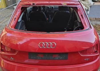Sprzedam klatę tylna Audi A1 czerwona