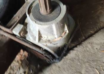 Przekładnie boczne rozrzutnika FORTSCHRITT T088