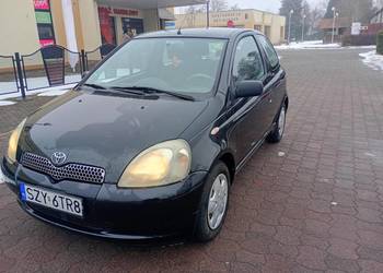 Toyota Yaris 1.3 benzyna wspomaganie , elektryczne szyby, centralny zamek.
