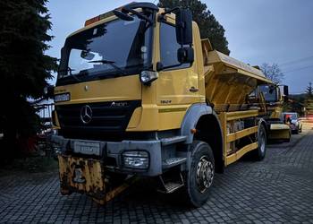 Mercedes Axor 2011 4x4 euro5 manual piaskarka solarka econ pług schmidt