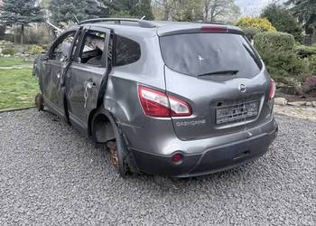 Nissan Qashqai II +2 J10 ćwierka klapa tył