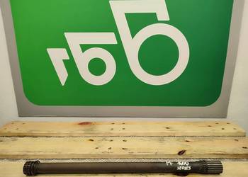 Wałek napędu skrzyni biegów Massey Ferguson 7600