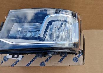 SCANIA R S G LAMPA PRZEDNIA REFLEKTOR FULL LED 2674390