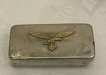 Zestaw strzykawek medycznych – Luftwaffe, III Rzesza – przedmiot kolekcjone Zestaw strzykawek medycznych – Luftwaffe, III Rzesza – przedmiot kolekcjone