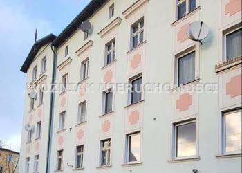 Oferta sprzedaży mieszkania 81.91 metrów 4 pokoje Wałbrzych