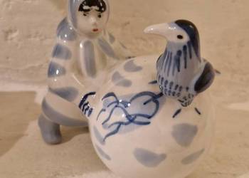 Figurka Szkodnik Ukraina Płonne ZSRR figura vintage dziewczynka kula wrona