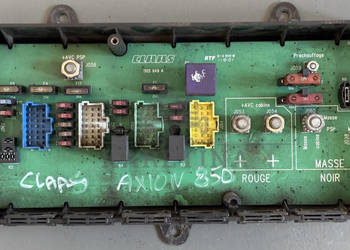 Claas ARION 510 540 AXION 610 640 810 840 Skrzynka Bezpieczników Centrala …