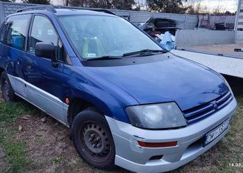 sprzedam samochód na części Mitsubishi Space Runner 2.0 benzyna 16V 1999r