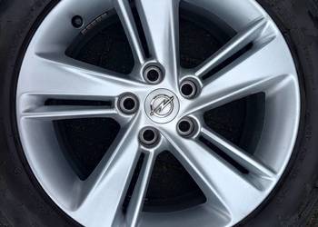 4 opony z felgami alu 225/55R17 z czujnikami