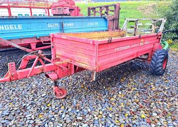 Rozrzutnik obornika Rozrzutnik pottinger stan idealny Rozrzutnik obornika Rozrzutnik pottinger stan idealny