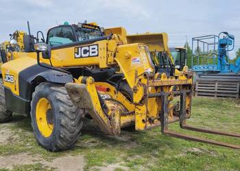 Ładowarka teleskopowa JCB 533-105, wysuw 10,5 m, podpory