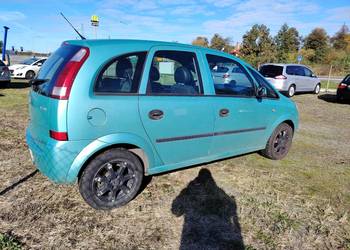 Oszczędna Meriva,sprawna.