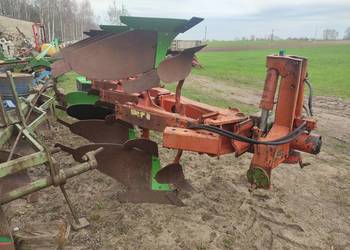 Pług 4- skibowy obrotowy KRONE Mustang 140 (Lemken, Rabe, Kuhn) Pług 4- skibowy obrotowy KRONE Mustang 140 (Lemken, Rabe, Kuhn)