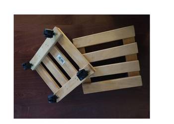 podest wózek stolik drewniana podstawka na kwiaty doniczki choinkę