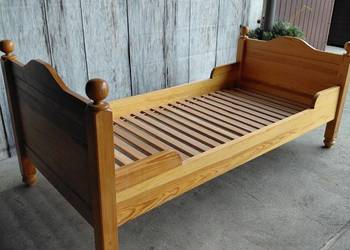 łóżko sosnowe jednoosobowe / 489