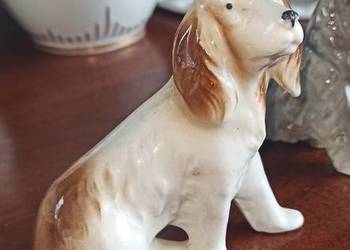 Pies. Figurka porcelanowa. Śliczna, bez sygnatur