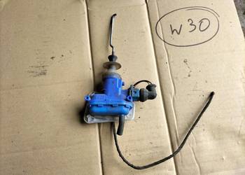 AUDI 80 B4 80B4 SIŁOWNIK CENTRALNEGO ZAMKA DRZWI PRAWY PRZÓD 893862153C