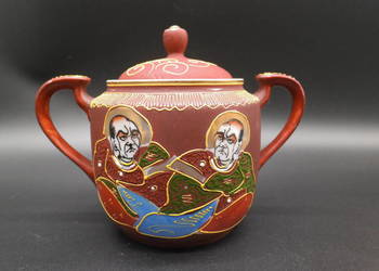 Japońska cukiernica w stylu Satsuma Moriage