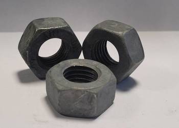 Nakrętka M20 DIN 6915 sprężna TZN