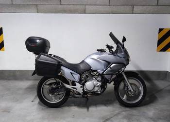 Honda VARADERO 125 (XL125V) 15 KM Możliwość jazdy bez kat. A