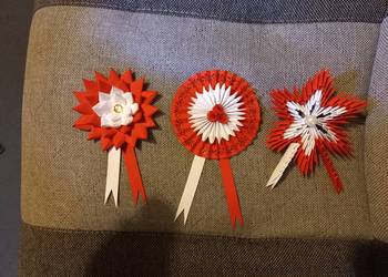 Kotyliony biało czerwone - ręczna robota - rękodzieło origami