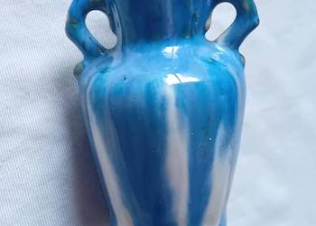 Ceramiczny wykałacznik art deco w formie amfory. I połowa XX w. Sygn. numer