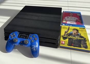 PlayStation 4 PRO 1TB Limitowany pad + gry