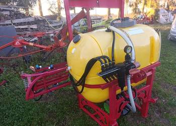 Opryskiwacz polowy 300L