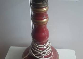 Stara lampa stołowa.