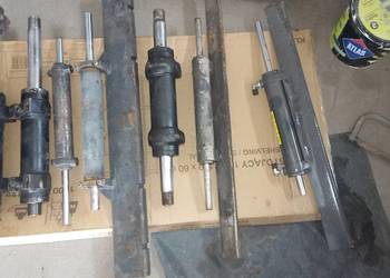 Siłownik przelotowy hydrauliczny wspomagania dwustronny działania