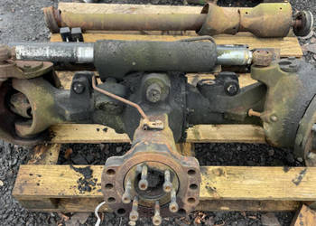Fendt 209F - zwrotnica mostu przedniego prawa F260310020310