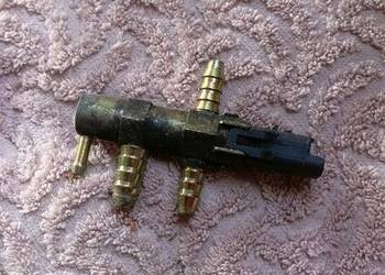 Czujnik temperatury paliwa Citroen Ford Volvo Peugeot