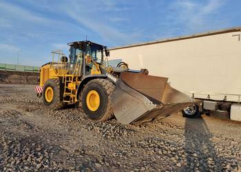 John Deere 744K Bell L2606E 25ton waga ładowarka kołowa