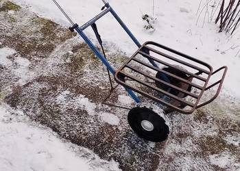 Wózek do transportu uli wózek transportowy.