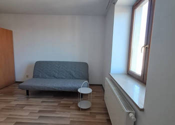 Pokój z kuchnią 35 m2 przy ul. Sarmackiej