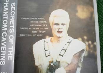 kaseta VHS z filmem „Tajemnice jaskiń Phantoma” (Secrets of the Phantom Cav