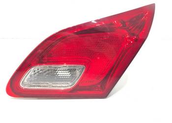 LAMPA TYŁ PRAWA WEWNĘTRZNA OPEL ASTRA J Hatchback 09-15 ŚWIATŁO