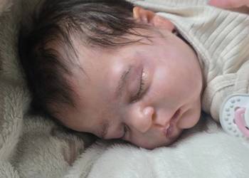 Realistyczny reborn od Yeterllen