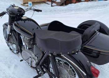 Junak M 10 z bocznym wózkiem