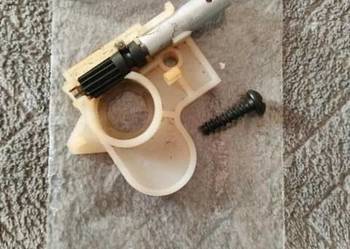 Husqvarna 40 pompka oleju, osłona termiczna