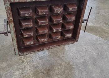 Forma do produkcji płyt typu YOMB 100x75x12,5