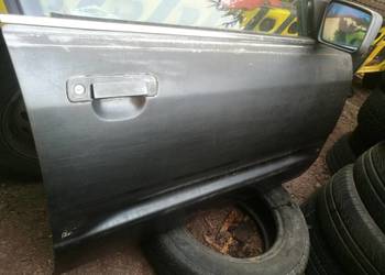 Drzwi prawe lewe Audi 100 C3 sedan 2.3R5
