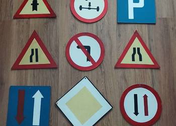 Stare ręcznie malowane znaki drogowe ze szkoły nauki jazdy lata 60-te